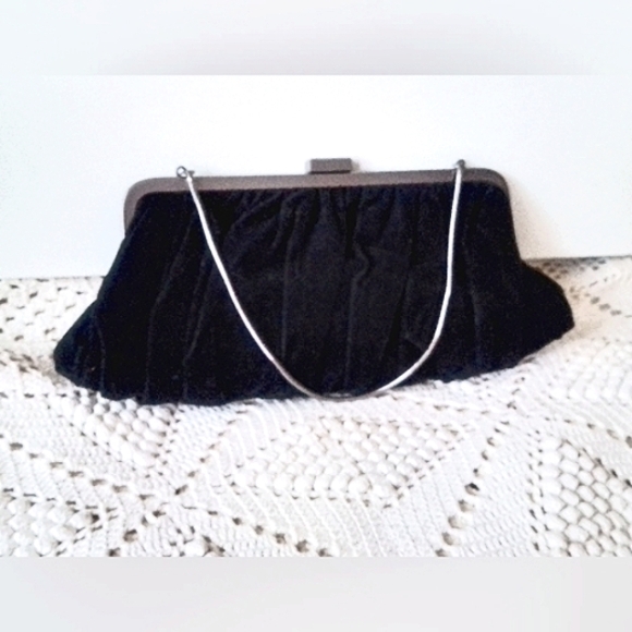 NWOT Velvet evening clutch - Picture 2 of 4